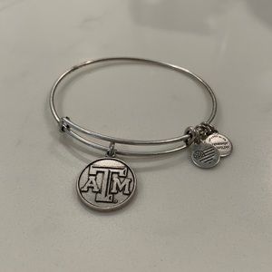 Alex and Ani Jewelry - Alex and Ani Texas A&M Logo Charm Bracelet Alex and Ani Jewelry - Alex and Ani Texas A&M Logo Charm Bracelet